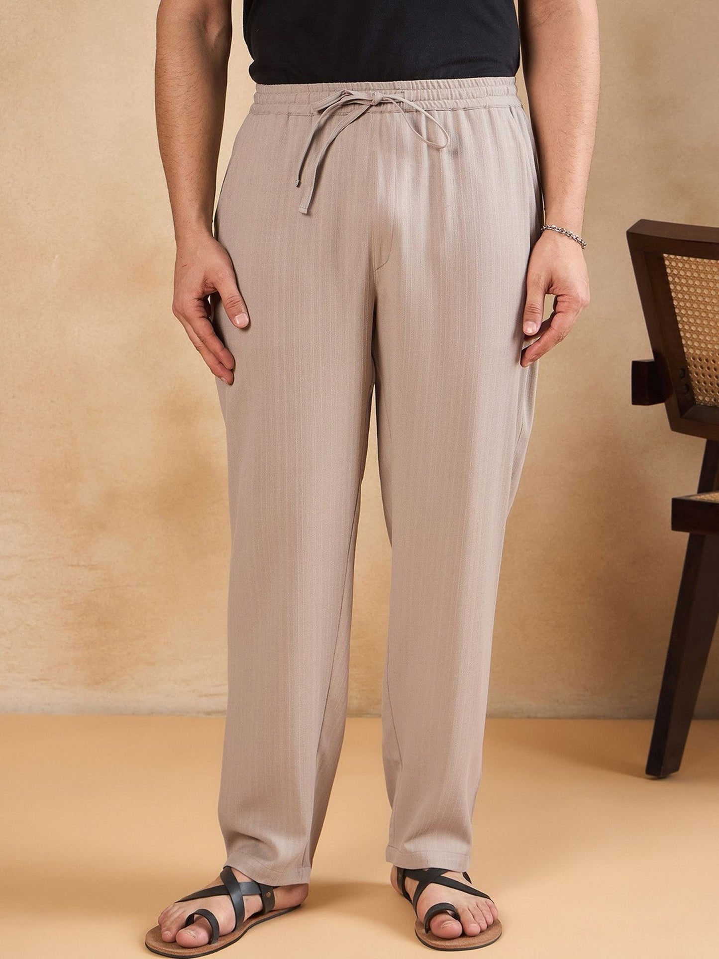 Men Beige Relaxed Fit Pant