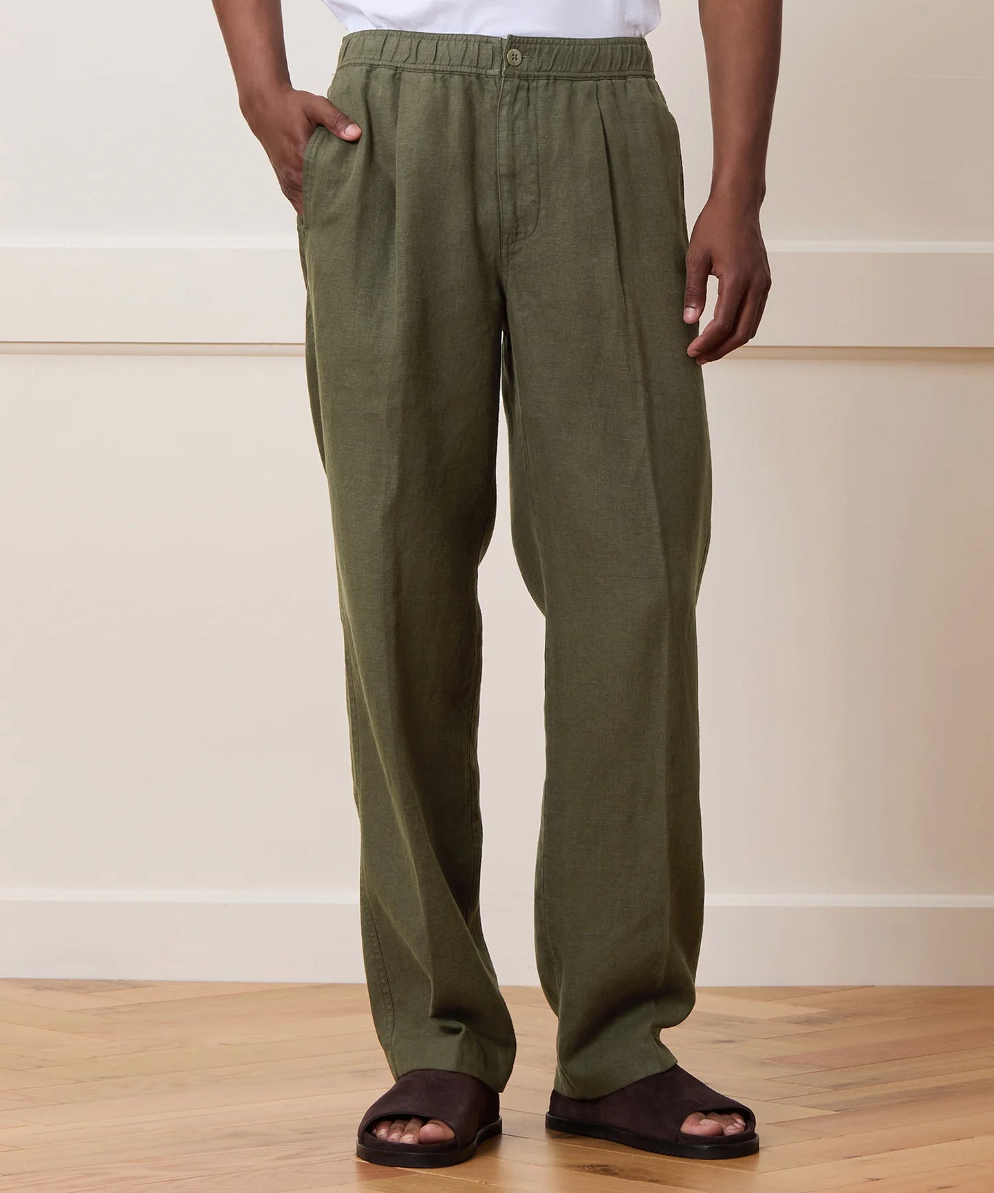 Men Olive Green Relaxed Linen Pant