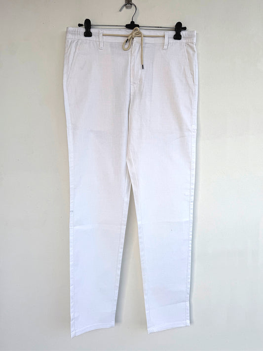 Men White Cotton Regular Fit Pant